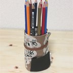 作品12本色鉛筆入れ　くるくる　ロールペンケース