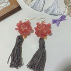 作品朱きらめく 紫陽花ピアス