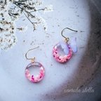 作品暗闇で光る 【 夜光蝶 と 花 の アシンメトリー サクラ ピアス イヤリング 】 レジン アクセサリー 蓄光 光る パール 春 ピンク パステル 夜光 浴衣 着物 桜 さくら