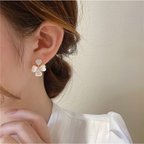 作品ピアス　アクセサリー　ハート　クローバー　ビジュー　オフィス　デート　パーティー　結婚式　ブライダル　ウェディング　お呼ばれ　フォーマル　シンプル　普段使い　プレゼント　ラッピング　NAT-0235