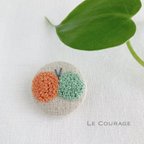 作品【mini】まるいチョウの刺繍ブローチ②