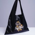 作品【Somlord】三角刺繍バッグ〚Flower〛　スーパーファイバーレザー製