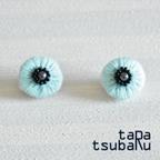 作品アネモネの刺繍のイヤリング