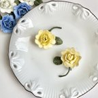 作品立体刺繍 イエロー ローズ の 小さいブローチ yellow rose 