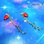 作品🍓流星苺🌠🍓✨大きなツヤツヤ苺飴✨イヤリング💙ピアス