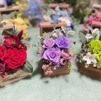 作品ウッドボックスアレンジ　プリザーブドフラワー薔薇紫陽花　ギフト　写真のお色でご注文お願いします✨受注製作