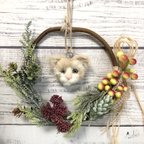 作品〜森のネコさん木の実リーフ〜　羊毛フェルト　造花　リース　冬のギフト　