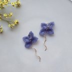 作品ゆれる花びらピアス