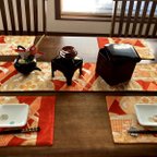 作品【送料無料】リバーシブル・テーブルランナー＆ランチョンマット4枚　Reversible Table Runner & Placemat 2-Way for Christmas and New Year