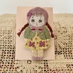 作品乙女の刺繍ブローチ　赤い花