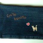 作品リメイクジーンズポーチ　Gato bonito　猫刺繍ワッペン付き　茶トラ　ブルー　ねこのもり