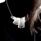 作品BIROI SILVER NECKLACE | コンテンポラリージュエリー, シルバーネックレス