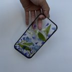 作品押し花を閉じ込めたスマホケース