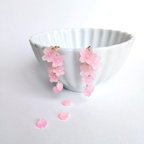 作品ほんのり色づく、しだれ桜のピアス・イヤリング（枝垂れ桜）