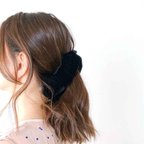 作品＊バナナクリップpetit ベロアリボン black＊下から挟んでとめるだけ 簡単ヘアアレンジ