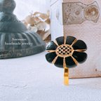 作品アンティークフラワーのミニポニーフック 花モチーフ径24×19mm 約フック長さ約2.5cm ブラック