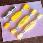 作品【ミモザ刺繍の素材です】3本もモール刺繍糸と緑のシルクぼかし刺繍糸のセット販売
