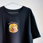 作品ハンバーガー面白ドルマン風ビッグシルエットTシャツ ブラック(半袖Tシャツ)