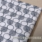 作品【送料無料】　No.5359　刺繍の綿ローン生地　１１０×５０　ネイビー　エンブロイダリー