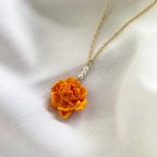 作品【愛のお花のネックレス】マリーゴールドのネックレス