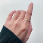 作品《イニシャル刻印入り》accent ring オーダーメイドリング