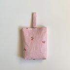 作品《選べるサイズ》ピンク×さくらんぼ刺繍のシューズバッグ