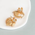 作品フープ　ゴールド　お花ピアス