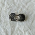 作品chou brooch / chacol gray