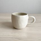 作品陶器のカップ　しんぶるふちなし