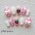 作品ストロベリー🍓チャームnail