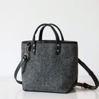 作品「ウール×革の組み合わせ」シンプル実用的なトートバッグ 中　手持ち 肩掛け 2WAY 鞄