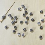 作品SILVER FLOWER METAL SPACER BEADS