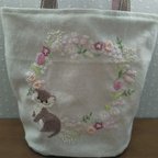 作品🌼カワウソとピンクの花の巾着トートバッグ🌼