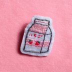 作品刺繍ブローチ☆いちごみるく