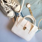 作品shoulder handbag /KURASHIki〈white〉