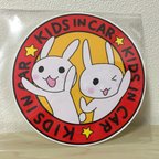 作品カーステッカー【KIDS IN CAR / ハイテンションうさぎ】