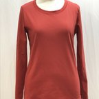 作品【３色あり】きれいな朱色のロングＴシャツ＊ Ｍsize 