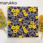 作品ミモザ　刺繍パネル　木の実　ファブリックパネル　15×15