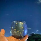 作品「星降る夜、アルル」フィンセント・ゴッホ/ゆらゆら揺れるグラス(1個)