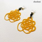 作品【chockmi】切り絵ピアス（モヤモヤイエロー）