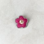 作品桜の刺繍ブローチ