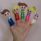 作品The Finger Family　歌の指人形