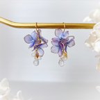 作品水彩の紫陽花 ピアス/イヤリング ディップアート アメリカンフラワー ワイヤー レジン 紫 水彩カラー ブライダル ウェディング 結婚式 梅雨 透明感 可愛い