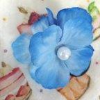 作品淡ブルーの幻想的なヘアゴム フラワー 花ヘアアクセサリー