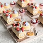 作品ミニチュアスイーツ 【いちごたっぷりのロールケーキセットセット】