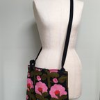 作品　採尿パックｂａｇ　ショッキングピンク花