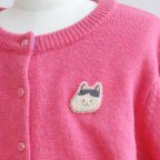 作品猫の刺繍ブローチ　ハチワレ　猫アクセサリー　ネコ　ビーズ　