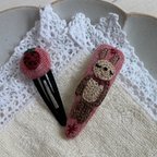 作品うさぎ&いちごの刺繍ヘアピンセット