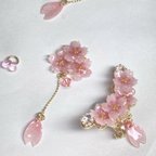 作品【紙のお花】 ✨桜✨イヤーカフ&ピアス ／イヤリング