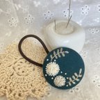 作品花びらいっぱい　刺繍ヘアゴム